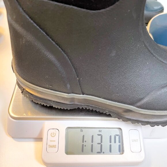 Bogs Classic Black Winter Boots, Size 10 - Picture 8 of 8